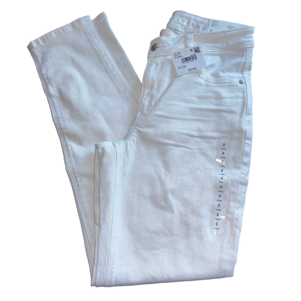 American eagle white mom jeans NWT